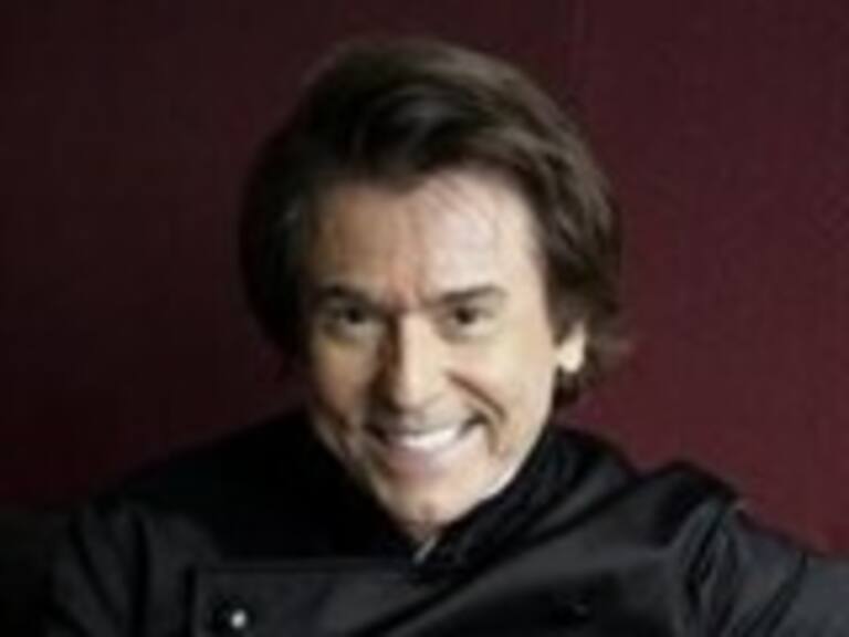 Logró Raphael doble número uno de los álbumes más vendidos en España