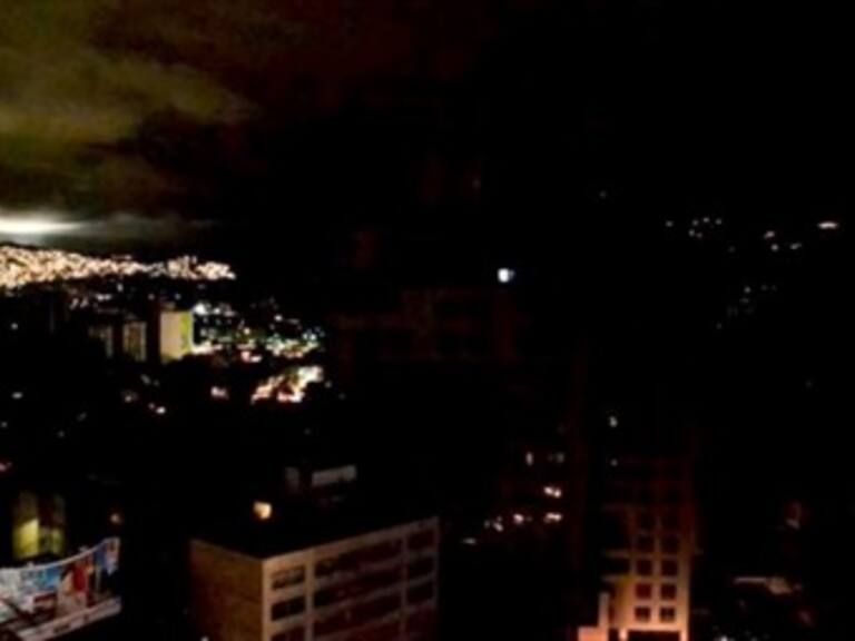 Producen las FARC apagón en Colombia