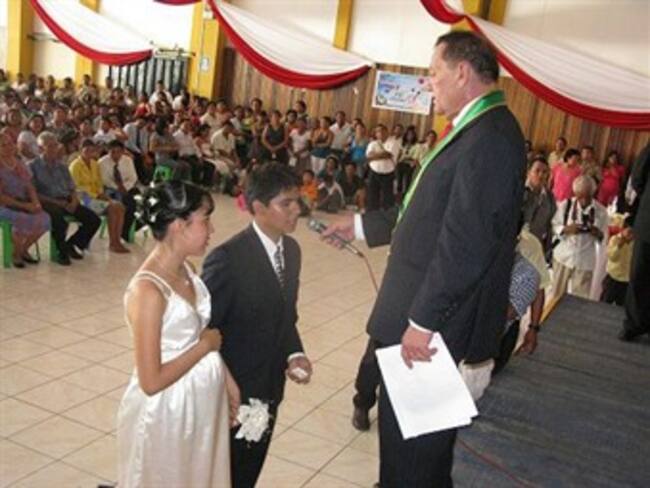 Contraen matrimonio 300 parejas en Álvaro Obregón