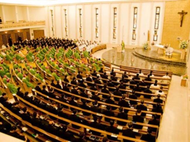 Impartirán Legionarios curso a curas