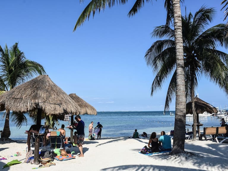 Sismo registrado en Cuba se dejó sentir en Cancún, autoridades descartan alerta de tsunami.