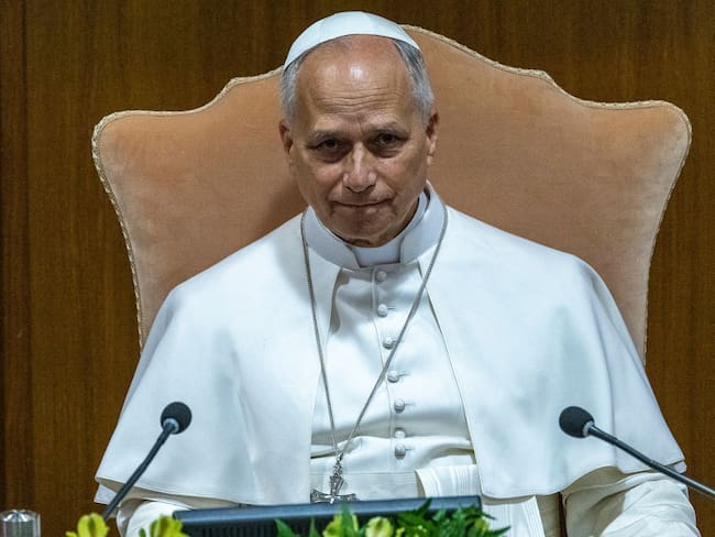El papa León contra la IA: ¿por qué el máximo pontífice pidió “desarmar” a la inteligencia artificial?