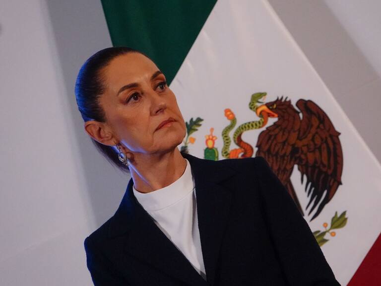 CIUDAD DE MÉXICO, 18OCTUBRE2024.- Claudia Sheinbaum, presienta de México, durante la conferencia Mañanera al Pueblo desde el Salón Tesorería de Palacio Nacional.
FOTO: ROGELIO MORALES /CUARTOSCURO.COM