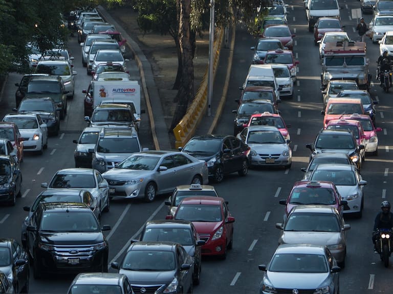 Estos autos tendrán restricciones por Hoy No Circula. Getty Images