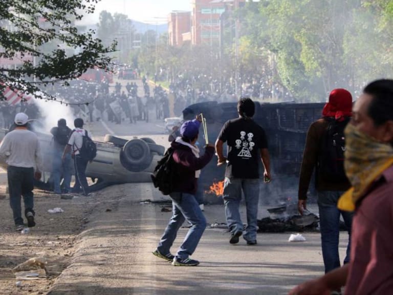 “Voy a dejar esto aquí”: ¿Narcoguerrillas infiltradas en enfrentamientos de Oaxaca?