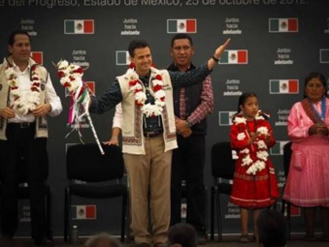 Piden a EPN dar mensaje en lengua indígena en toma de posesión