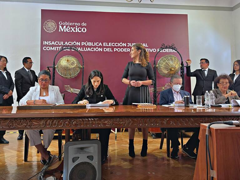 El Comité de Evaluación del Poder Ejecutivo llevó a cabo sin contratiempos la insaculación de los aspirantes, previamente inscritos.