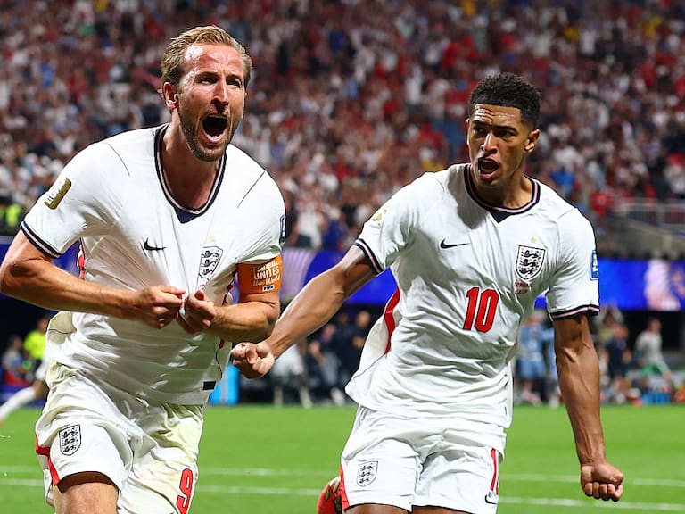 Harry Kane marcó los goles que le dieron la victoria a Inglaterra.