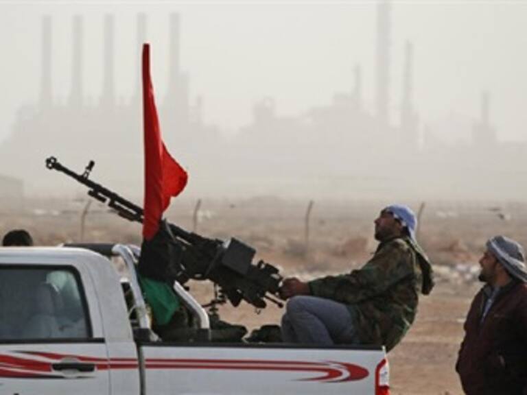 Zona de exclusión de vuelos sobre Libia, necesaria para evitar masacres: Kahhad