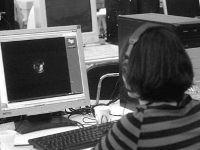 'Piratas' de internet compran más música en línea que los demás