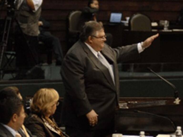 México no puede vivir en la ficción: Carstens