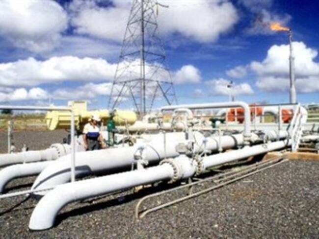 Firman UE y Azerbaiyán acuerdo para suministro de gas