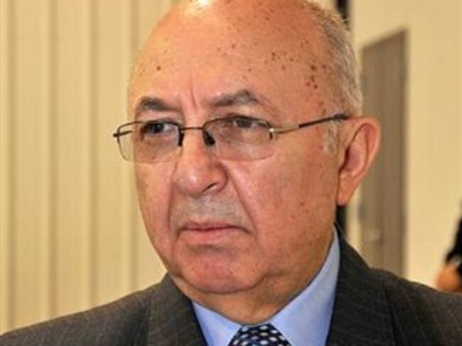 Ahora EU expulsa a embajador de Ecuador