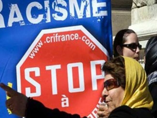 ¿Cuál es reto humanitario para Europa tras los ataques terroristas en París?