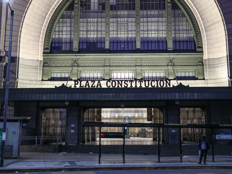 Servicios como el transporte público, bancos y escuelas se encuentran cerradas en Argentina en su segunda huelga general durante el gobierno de Javier Milei.