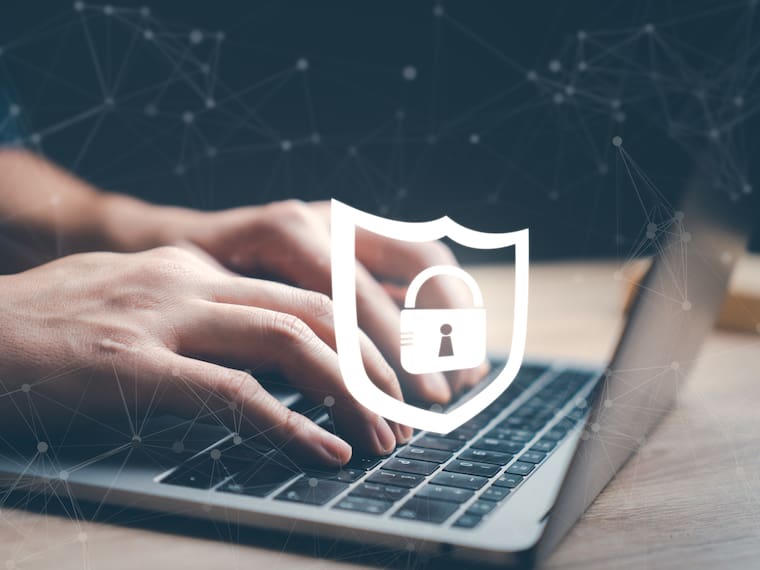 Buenrostro anunció indagatoria por presunta filtración de datos personales.