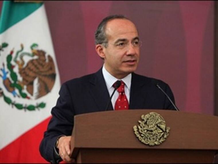 Presenta Calderón ternas para relevar a dos ministros de la SCJN
