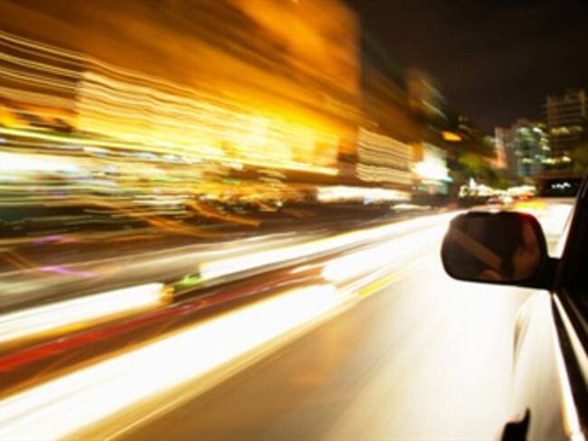 Autos misiles 'Planea tu domingo' con Alberto González