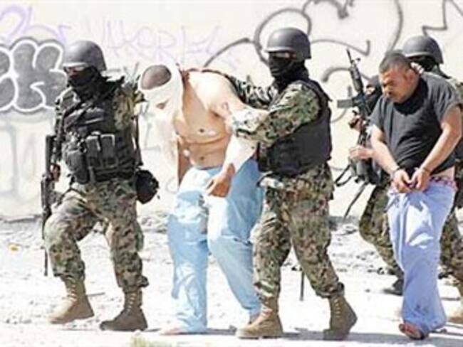 Detienen a 6 de 'La Familia Michoacana'