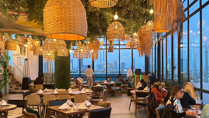 Cabuya Rooftop: la terraza en la Condesa donde la CDMX se siente como playa