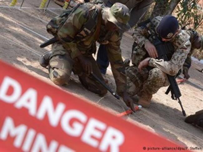 Envía Alemania 650 tropas a Mali en apoyo a Francia