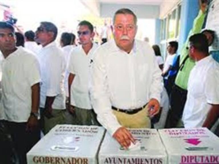 Exhorta gobernador de Tamaulipas a votar en un clima de calma y tranquilidad
