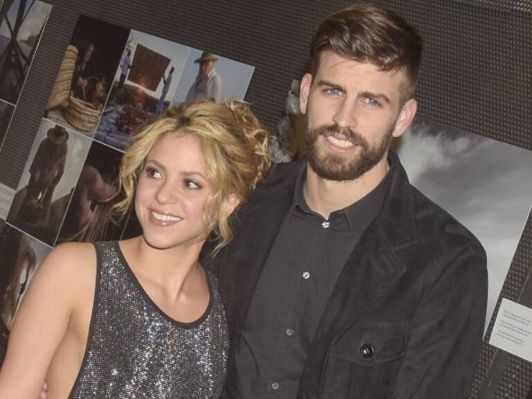 Gerard Piqué desmiente separación de Shakira con foto familiar