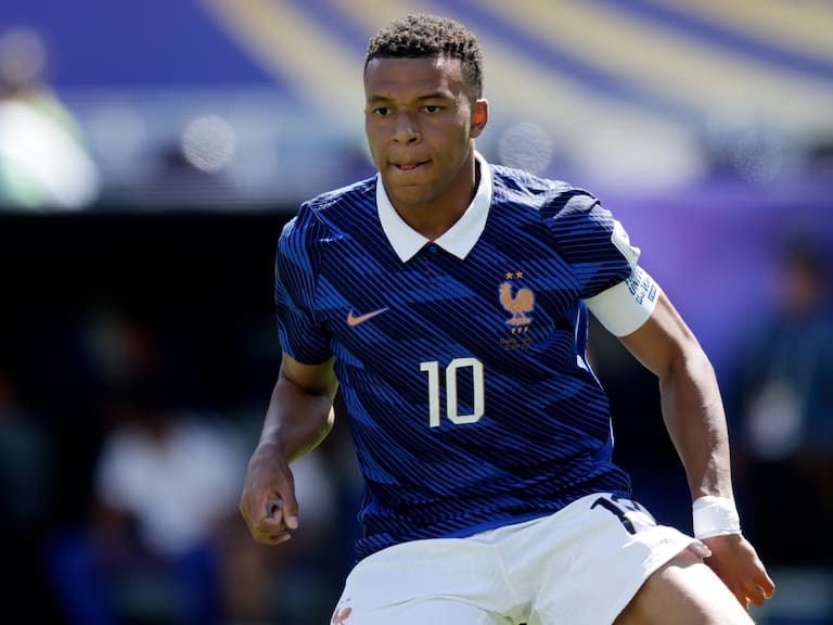 Mbappé firmó un doblete y sigue haciendo historia en el Mundial 2026