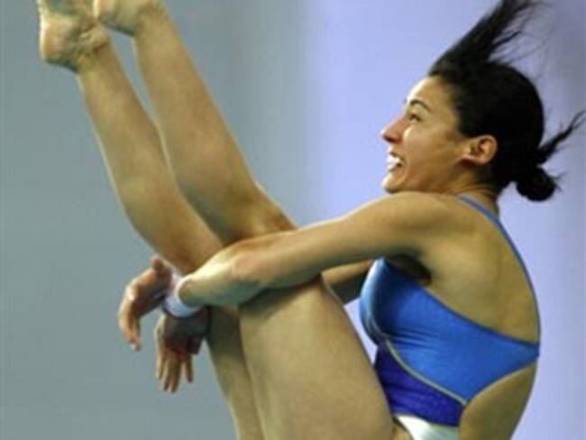 Obtiene Paola Espinosa oro en mundial de natación