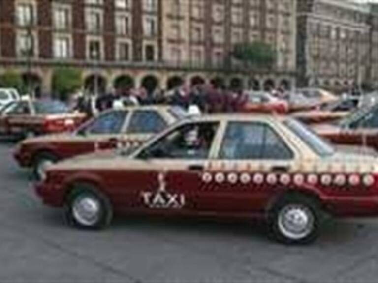 Prevén taxistas movilizaciones para aumento a tarifas en DF