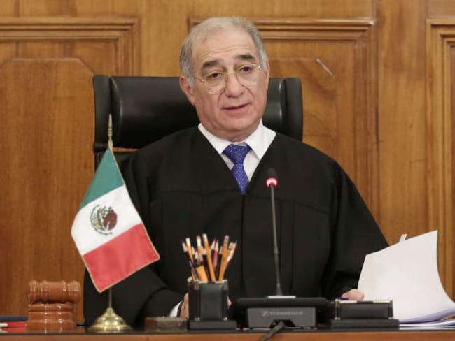 Ministro Pérez Dayán se le va a yugular a AMLO