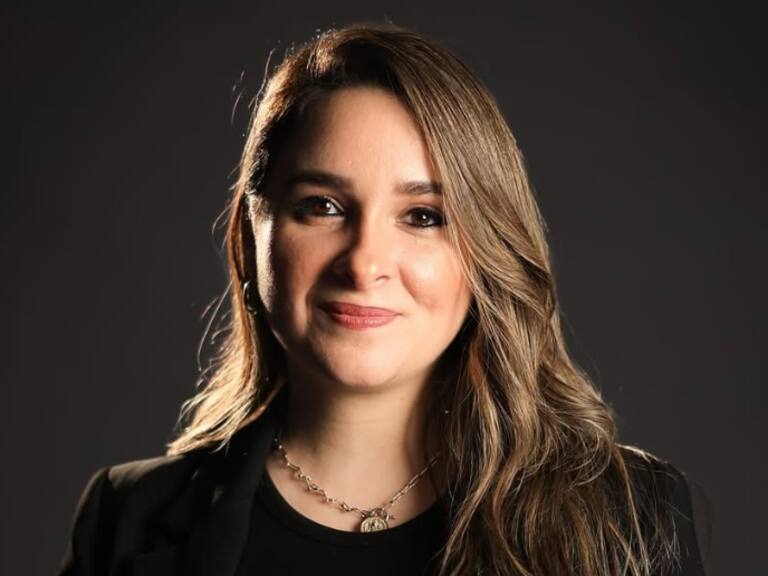 La Ley Valeria lleva el nombre de Valeria Macías, una maestra y activista social que ha sido víctima de acoso por parte de un exalumno durante los últimos ocho años.