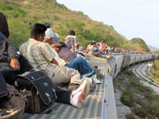 Confirma INM seis muertos y 15 lesionados por accidente de tren