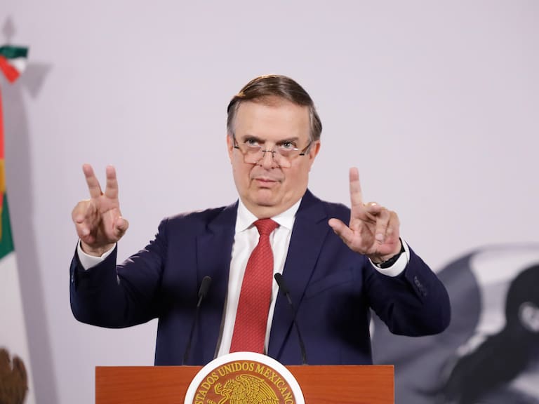 Ebrard descarta buscar la Presidencia en 2030: “Quítame de la lista”