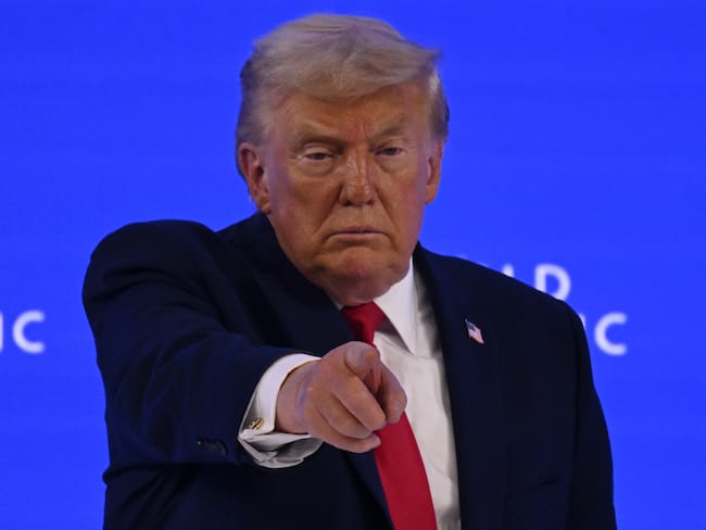 Acuerdo por Groenlandia: Trump retira amenaza de aranceles tras diálogo con el jefe de la OTAN