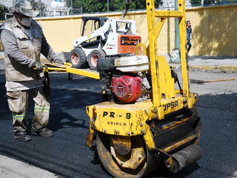 Brugada señaló que hay que distinguir entre los baches que corresponde arreglar al gobierno central y los que les toca atender a las alcaldías.
