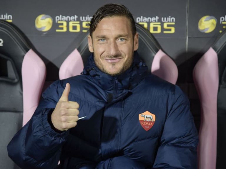 Francesco Totti se solidariza con los niños de Siria