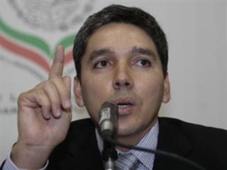 A revisión, permanencia de Godoy Toscano en PRD si es culpable: Guajardo