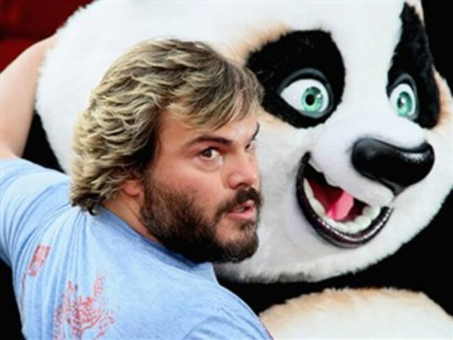 Jack Black ayuda a bautizar a bebé panda gigante