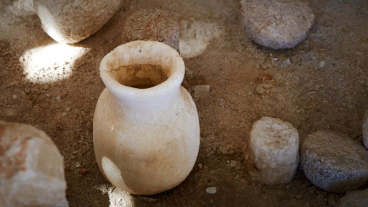 Encuentran la primera prueba física de que en Roma se usaban heces humanas para curar infecciones