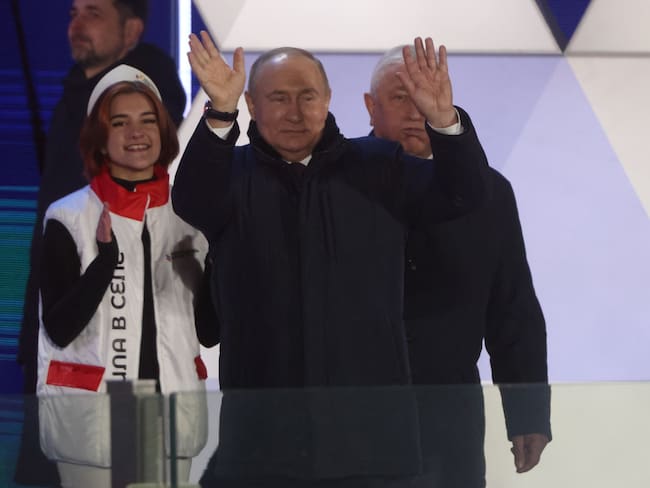El pueblo ruso respalda a Putin para que puedan ganar la guerra con Ucrania, asegura internacionalista
