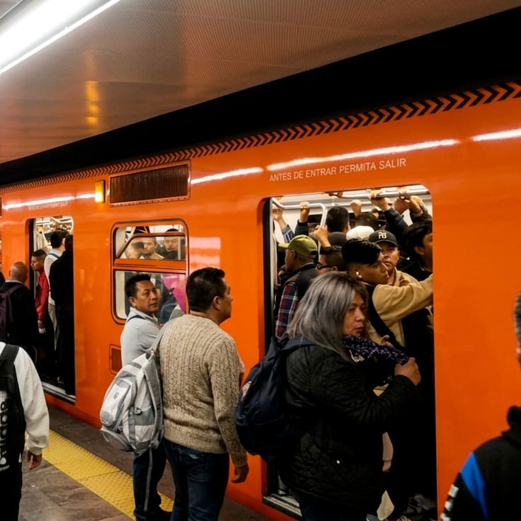 Metro y Metrobús CDMX Hoy: Líneas con retrasos, fallas y tiempo de espera en vivo