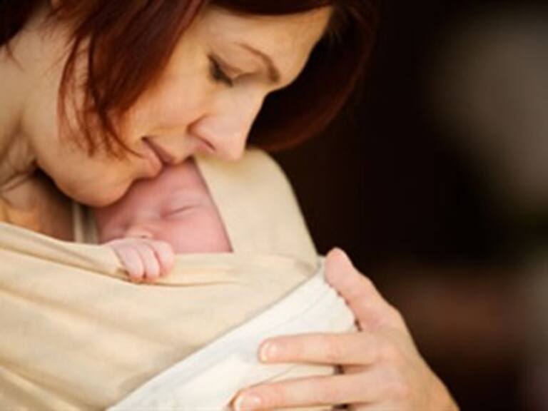 Dará Hugo Chávez incapacidad por maternidad de seis meses