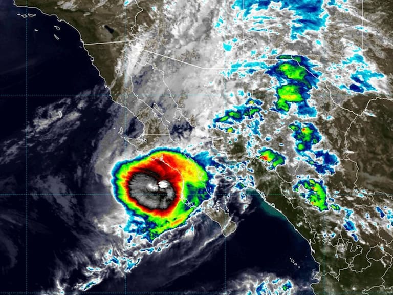 ¡Alerta en Baja California Sur! Polo a punto de tocar tierra como huracán categoría 3