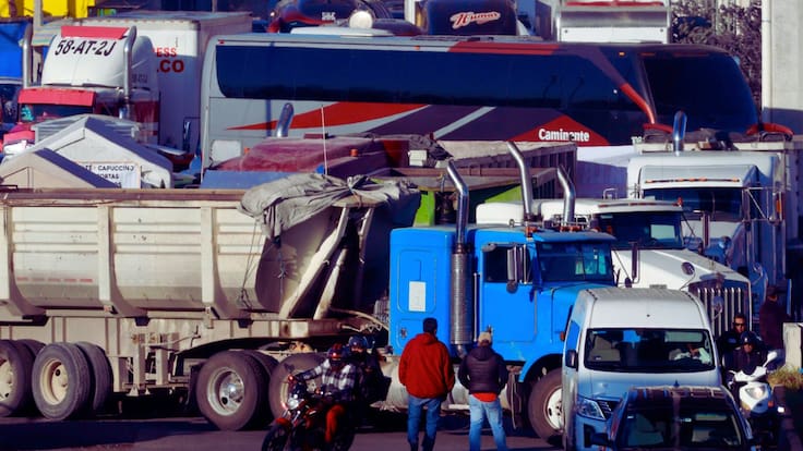 Paro Nacional de Transportistas: ¿Habrá mega bloqueo este lunes 6 de abril 2026?