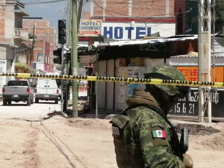 Asesinan a cinco y lesionan a tres en hotel de Guanajuato