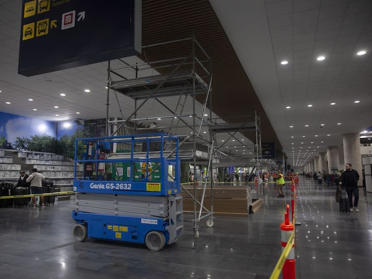 De acuerdo con el director general del AICM, el próximo 15 de mayo se concluye la primera fase de remodelación del aeropuerto. FOTO: ANDREA MURCIA /CUARTOSCURO.COM