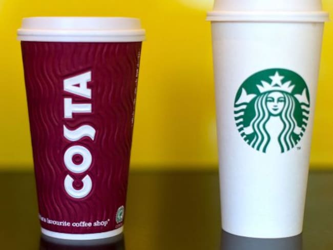 Encuentran bacterias fecales en el hielo de varias grandes cadenas de café en el Reino Unido