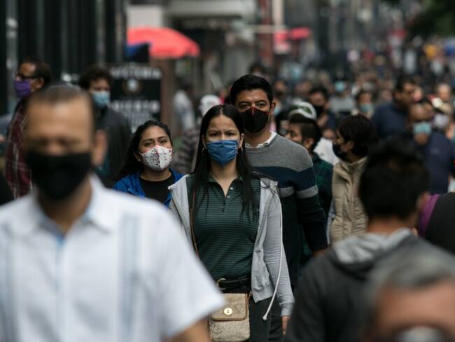 Suman 64 mil 158 muertes en México por COVID-19 y 595 mil 841 contagios