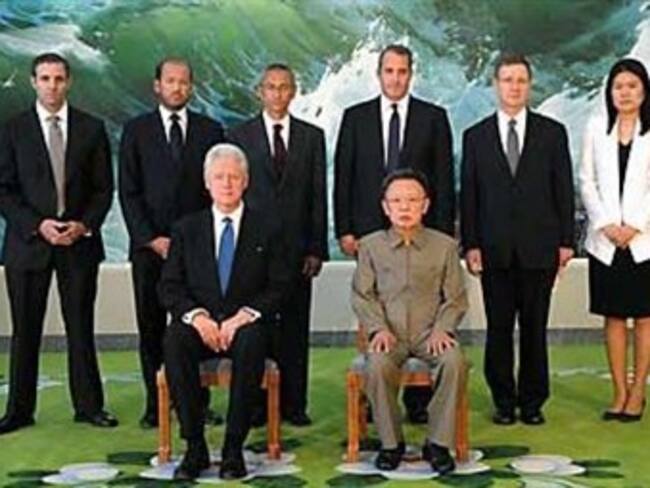 Indulta Norcorea a periodistas de EU